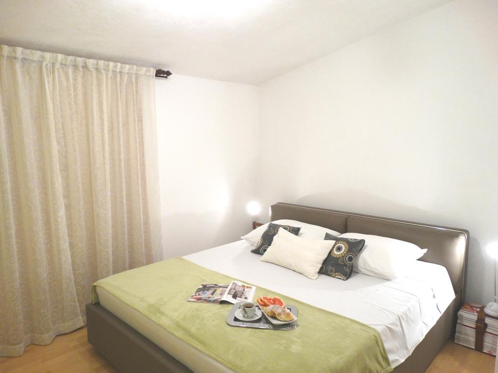 Marina Apartments คาชเตลา ภายนอก รูปภาพ